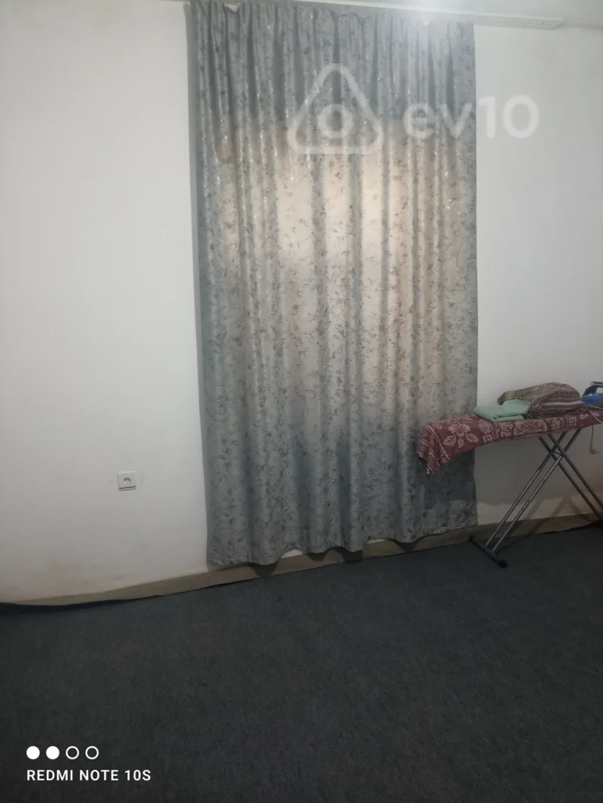 Satılır 6 otaqlı həyət evi 160 m²