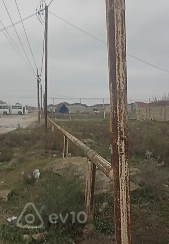 Satılır 6 otaqlı həyət evi 160 m²