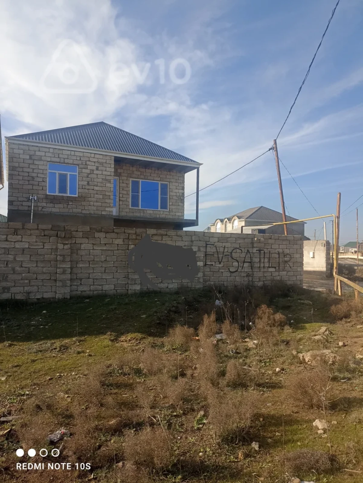 Satılır 6 otaqlı həyət evi 160 m²