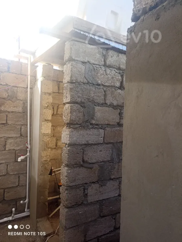 Satılır 6 otaqlı həyət evi 160 m²
