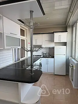 Kirayə verilir 2 otaqlı yeni tikili 50 m²