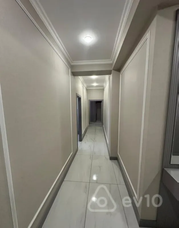 Satılır 2 otaqlı yeni tikili 82 m²