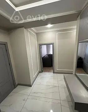 Satılır 2 otaqlı yeni tikili 82 m²