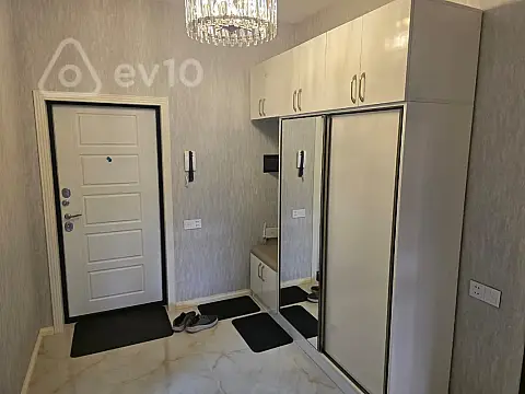 Kirayə verilir 2 otaqlı yeni tikili 82 m²