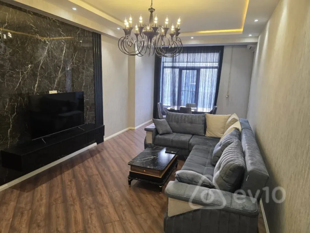 Kirayə verilir 2 otaqlı yeni tikili 82 m²