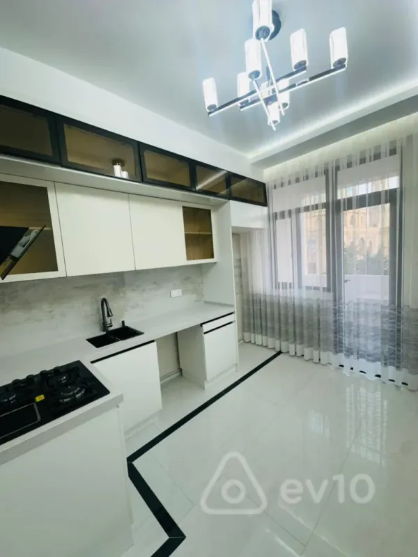 Satılır 3 otaqlı yeni tikili 87 m²
