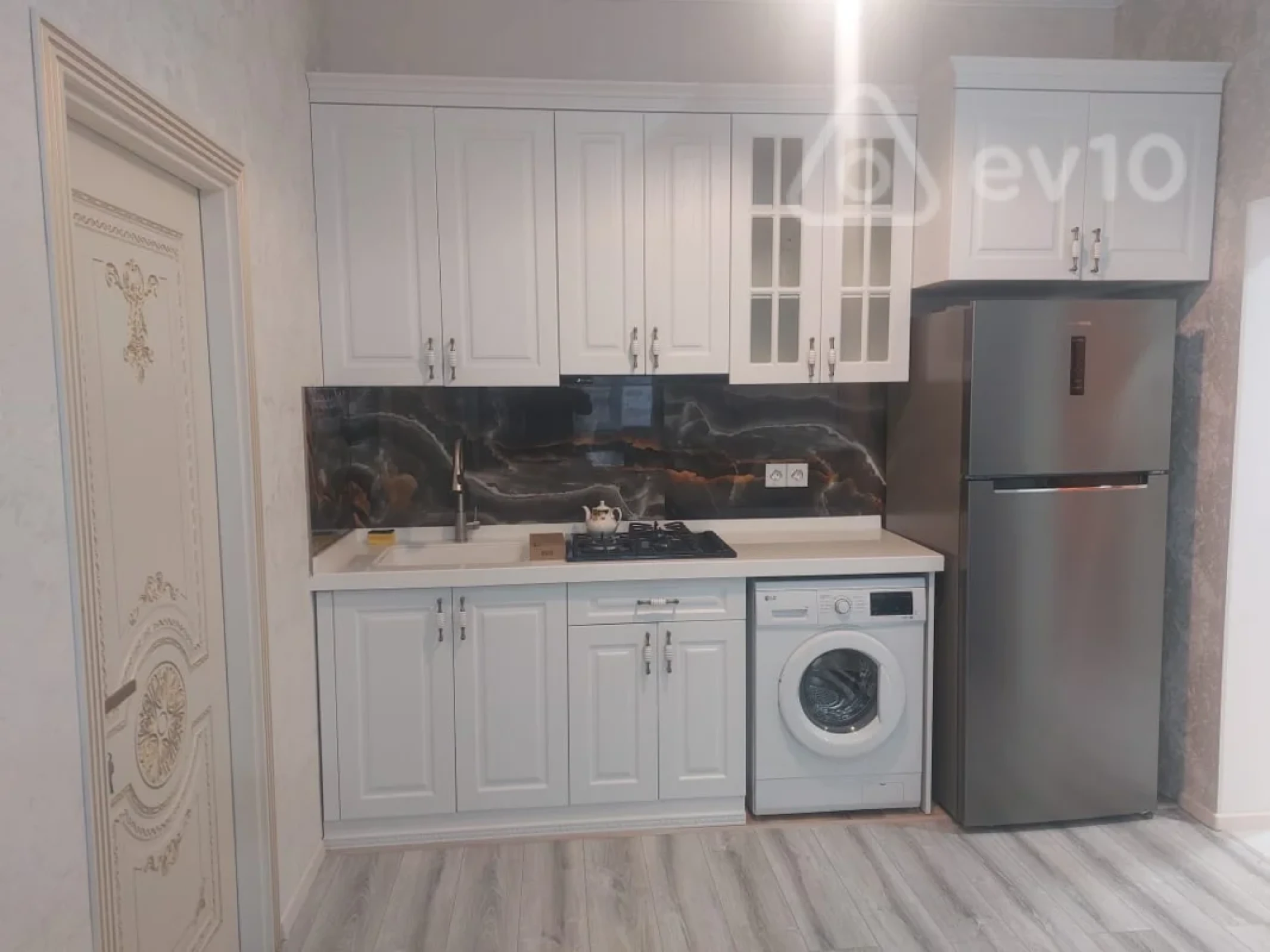 Kirayə verilir 3 otaqlı yeni tikili 75 m²
