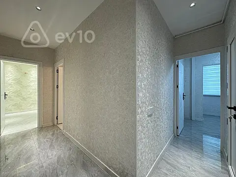 Satılır 2 otaqlı köhnə tikili 55 m²