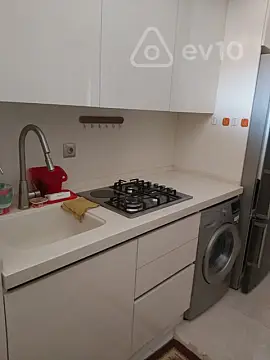 Kirayə verilir 2 otaqlı yeni tikili 50 m²
