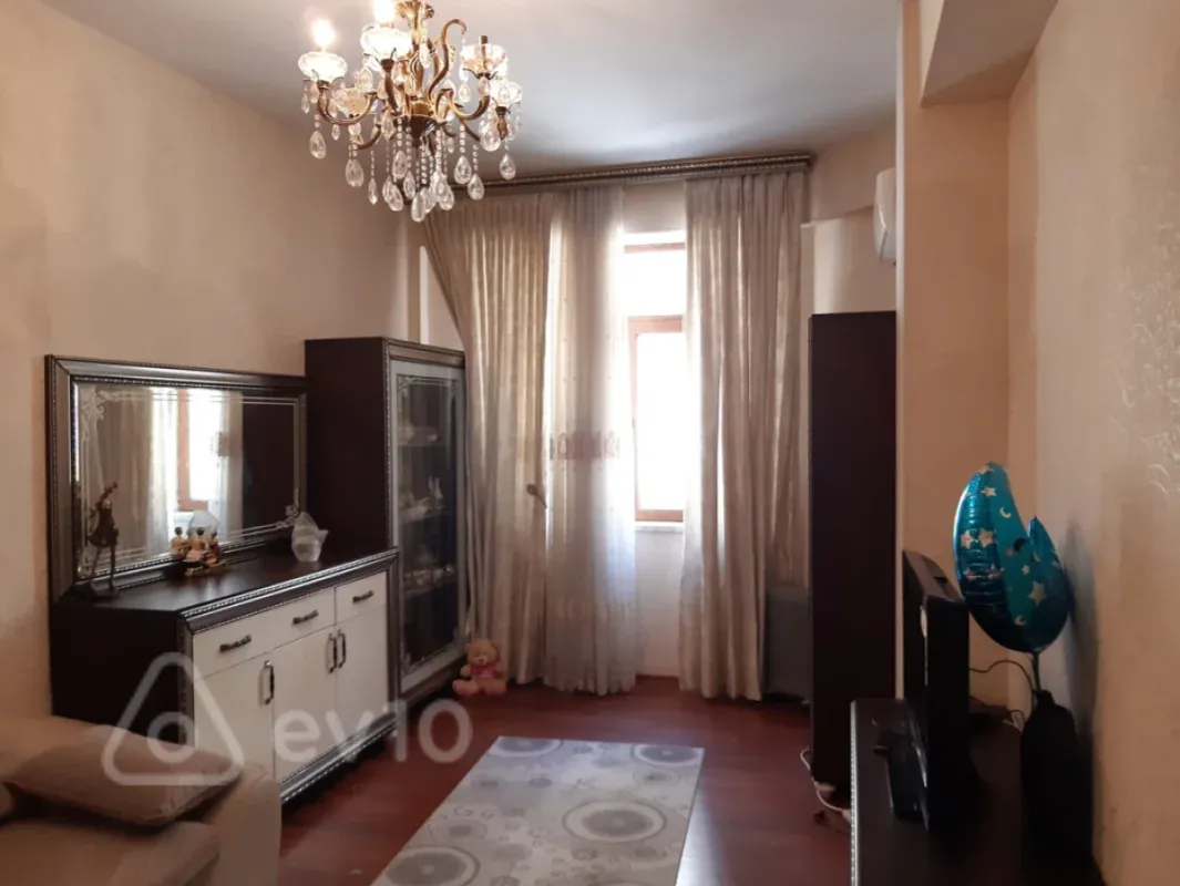 Kirayə verilir 2 otaqlı yeni tikili 55 m²