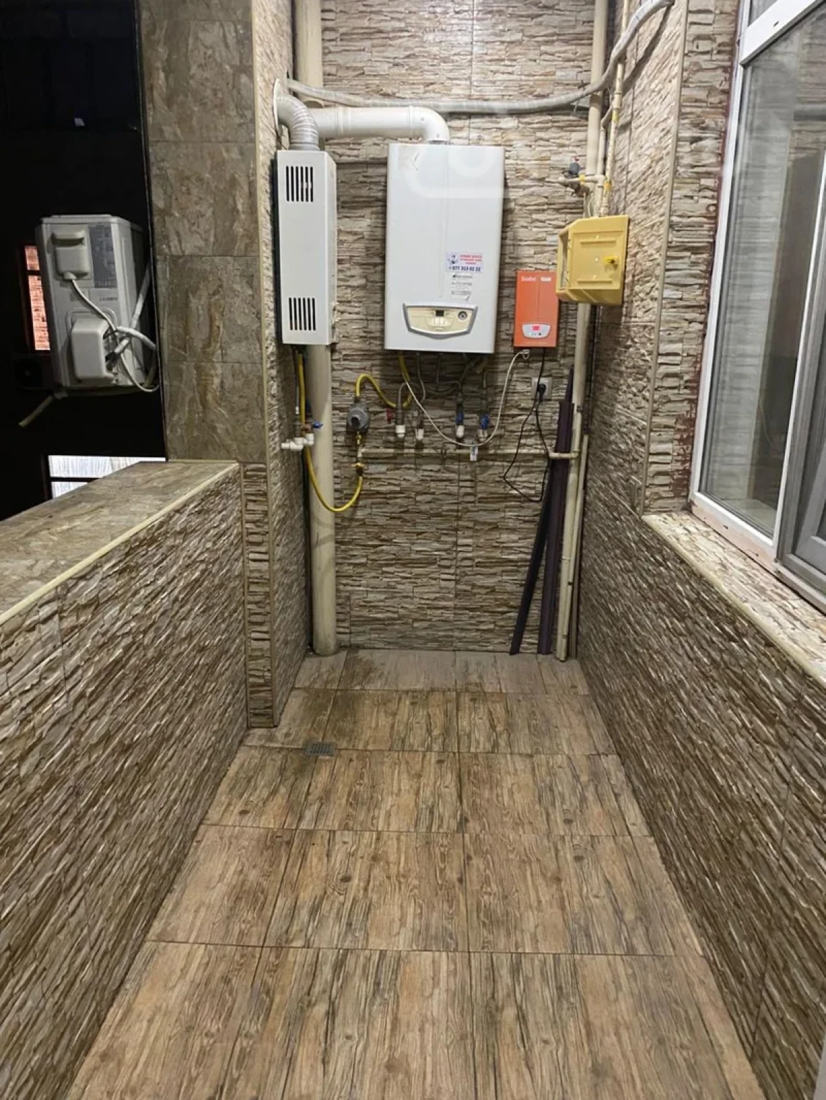 Kirayə verilir 2 otaqlı yeni tikili 75 m²