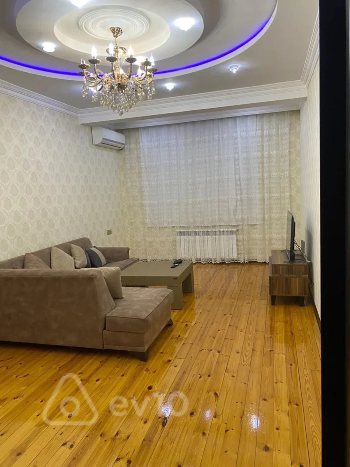 Kirayə verilir 2 otaqlı yeni tikili 75 m²