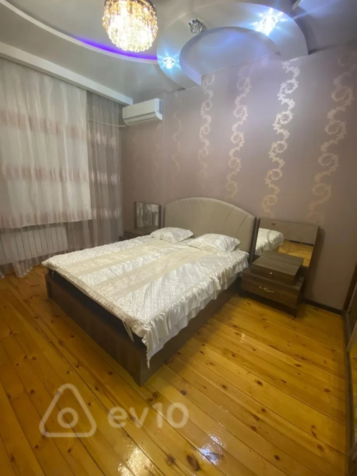 Kirayə verilir 2 otaqlı yeni tikili 75 m²