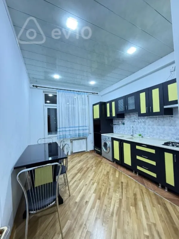 Satılır 3 otaqlı yeni tikili 115 m²