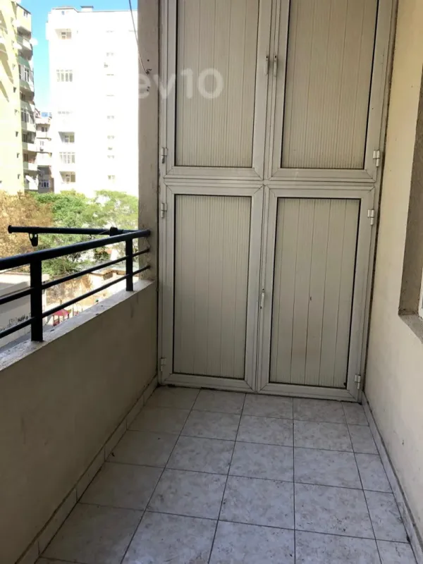 Satılır 2 otaqlı yeni tikili 85 m²