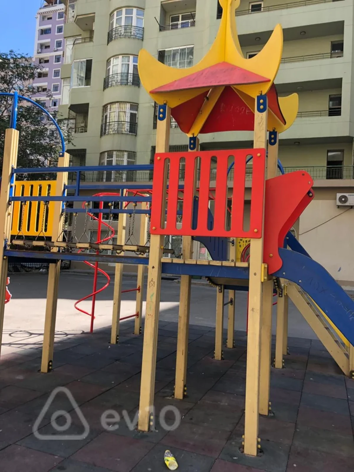 Satılır 2 otaqlı yeni tikili 85 m²