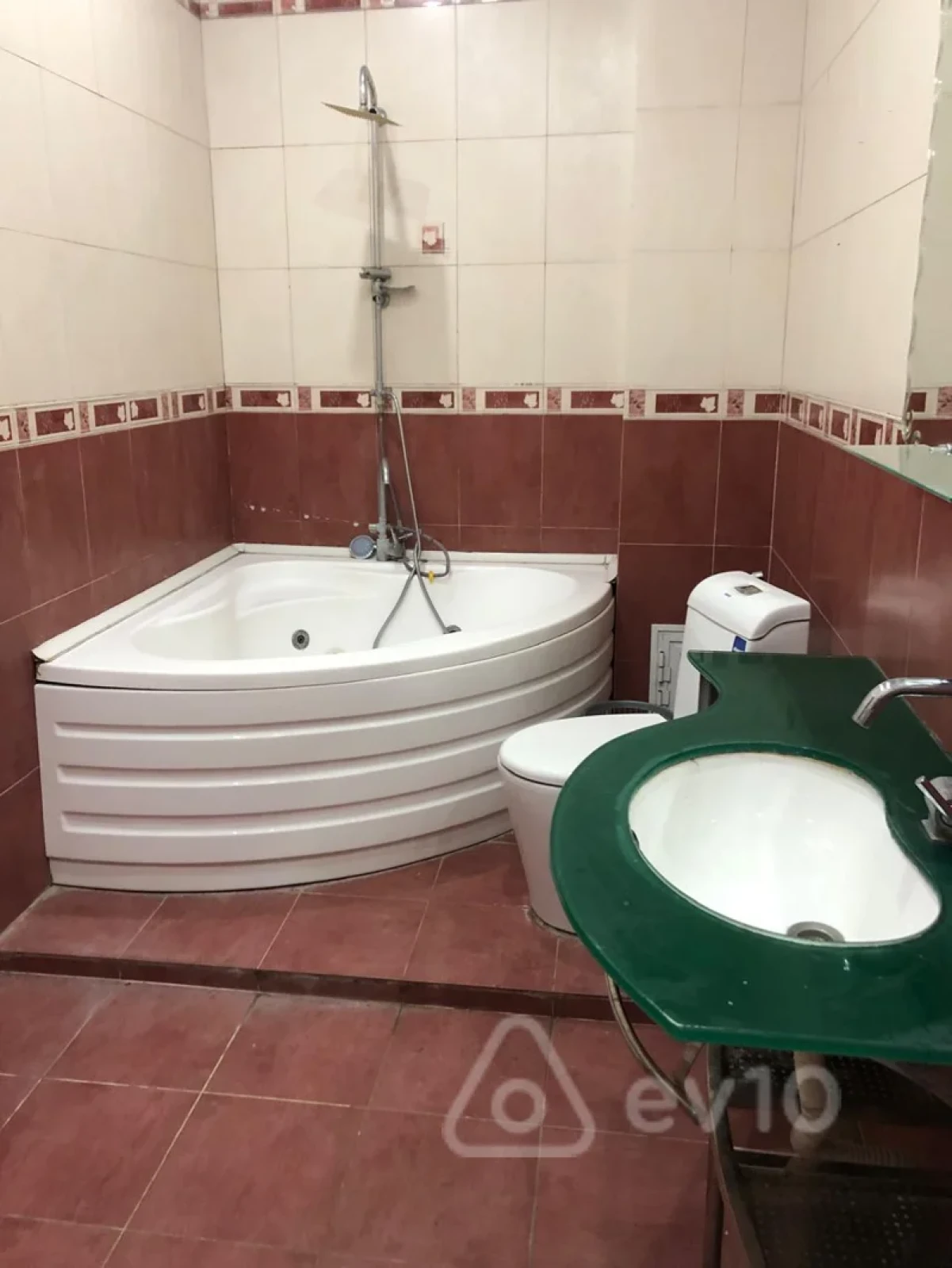 Satılır 2 otaqlı yeni tikili 85 m²