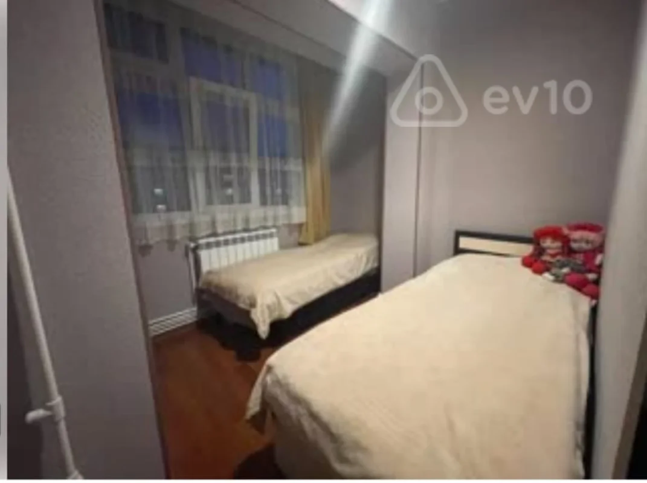 Satılır 3 otaqlı köhnə tikili 60 m²