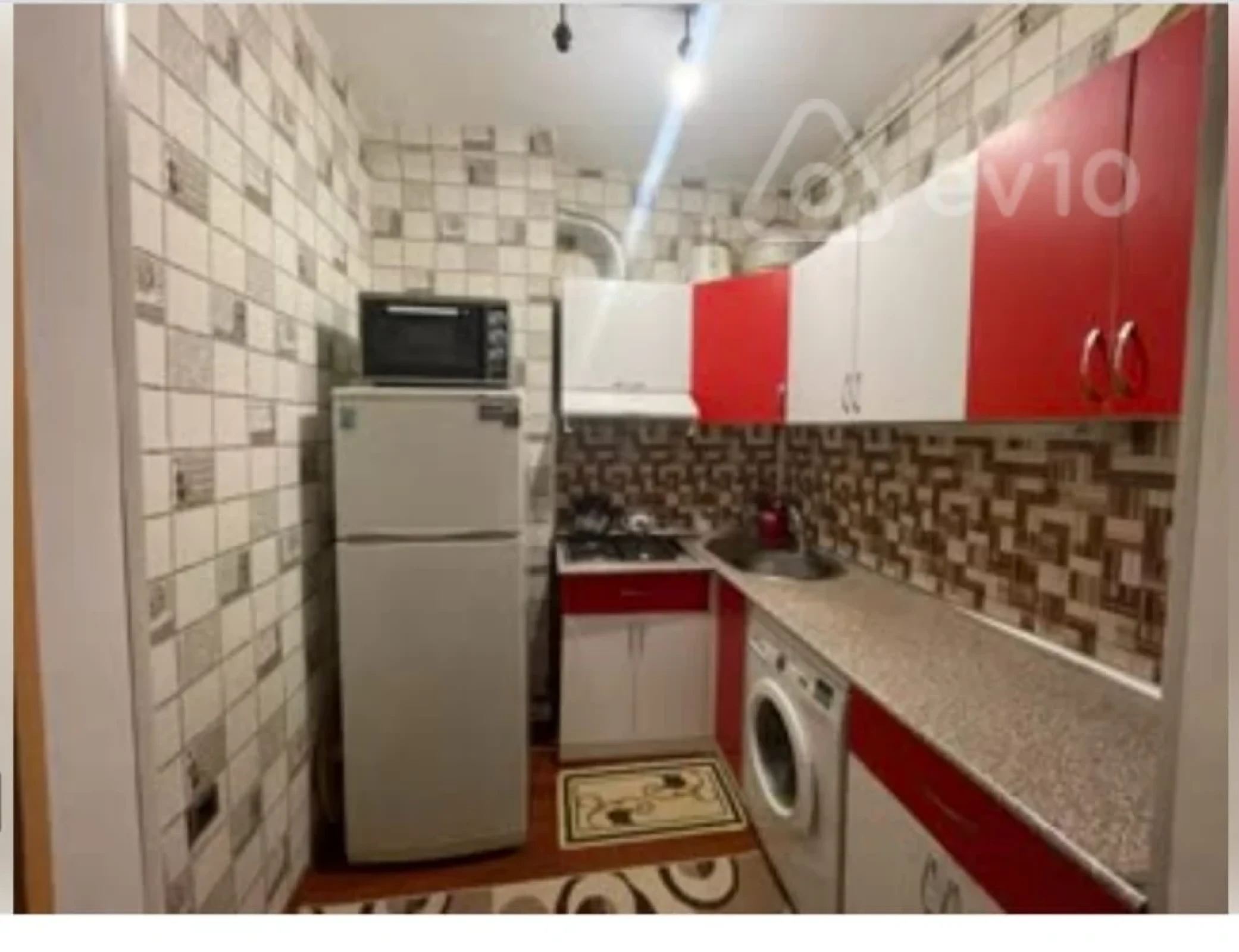 Satılır 3 otaqlı köhnə tikili 60 m²