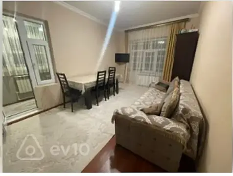Satılır 3 otaqlı köhnə tikili 60 m²