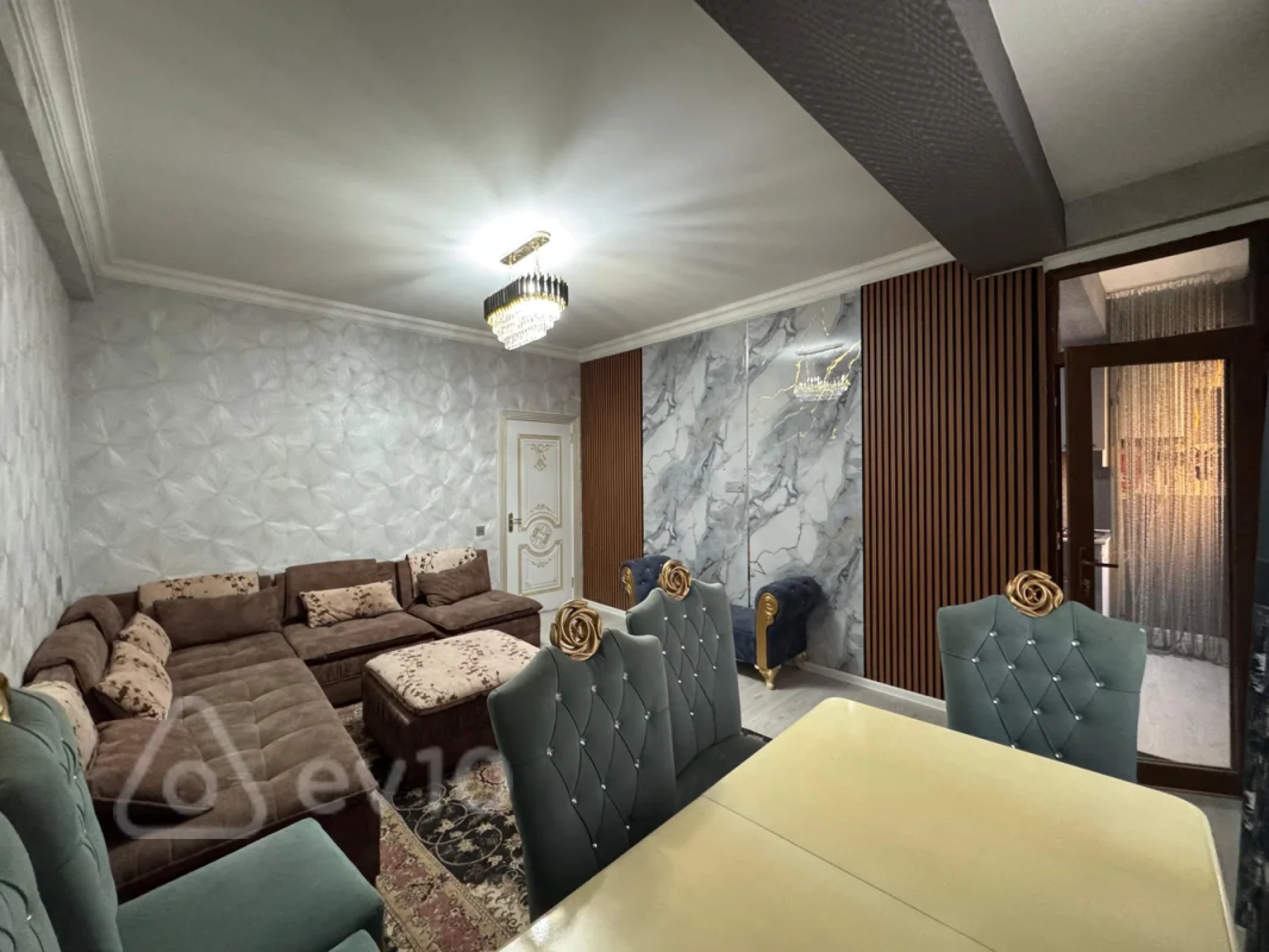 Satılır 2 otaqlı yeni tikili 53 m²