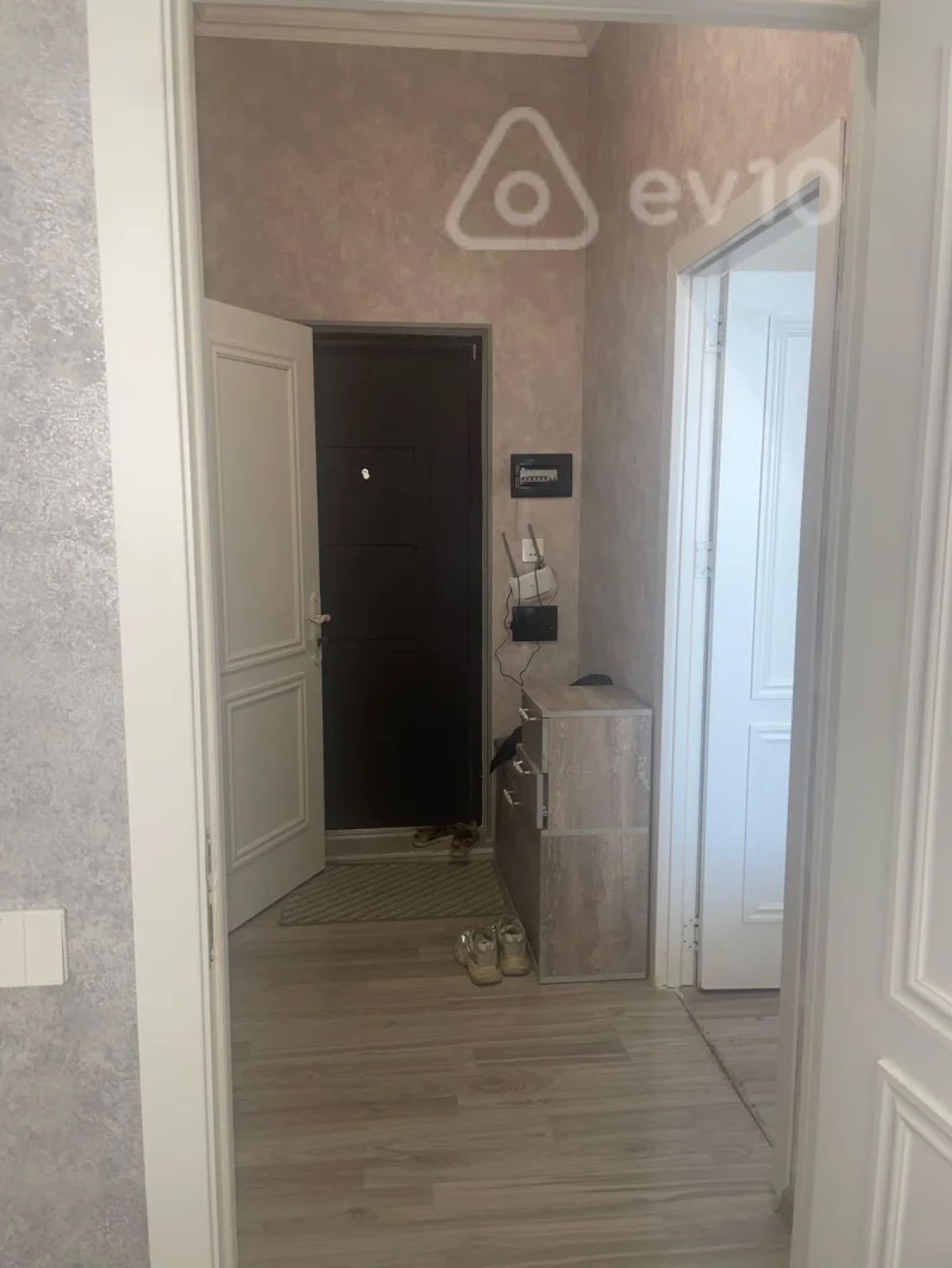 Kirayə verilir 2 otaqlı yeni tikili 40 m²