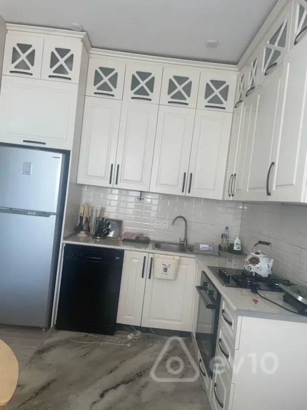 Kirayə verilir 2 otaqlı yeni tikili 40 m²