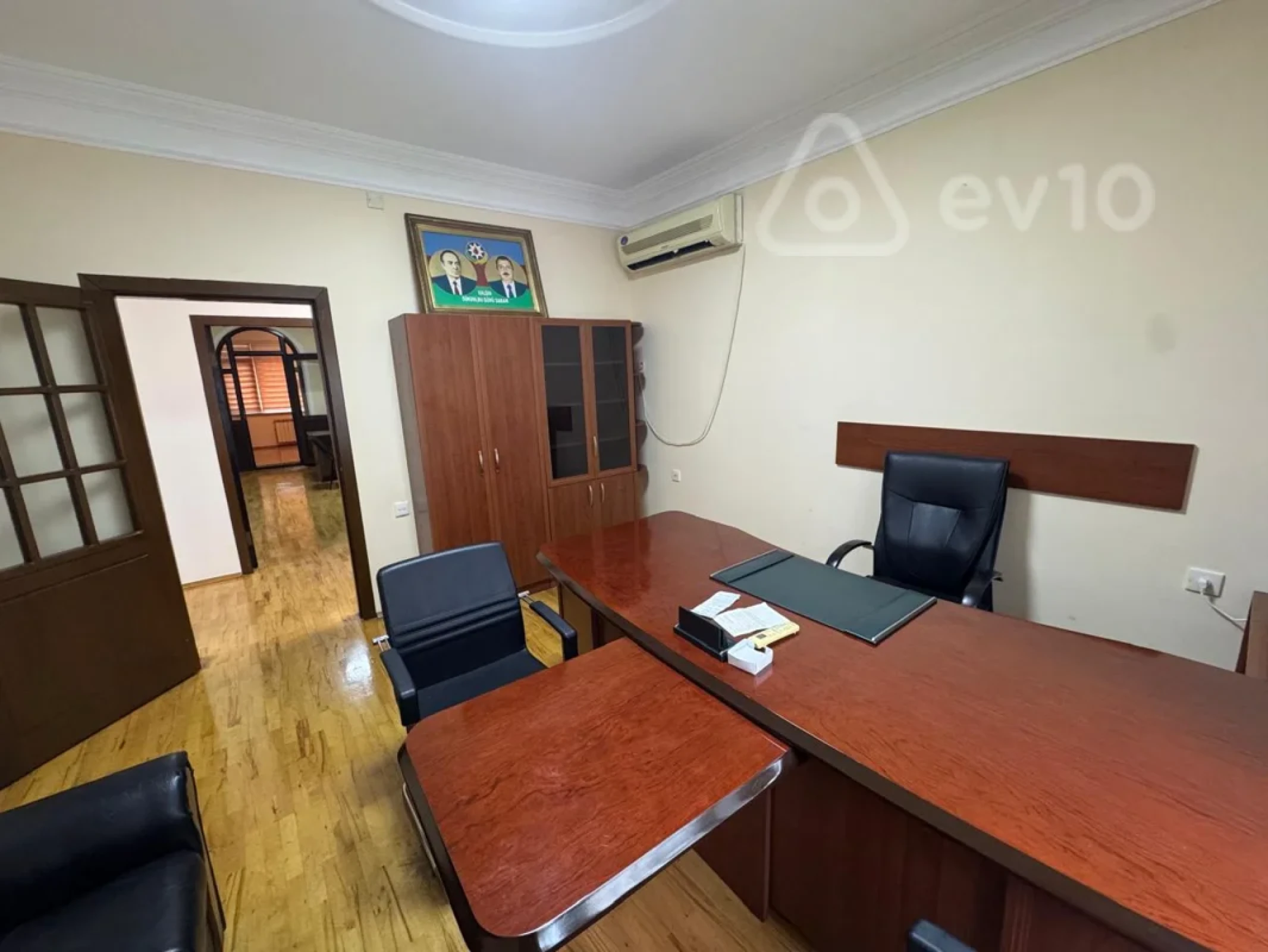 Kirayə verilir 3 otaqlı ofis 90 m²