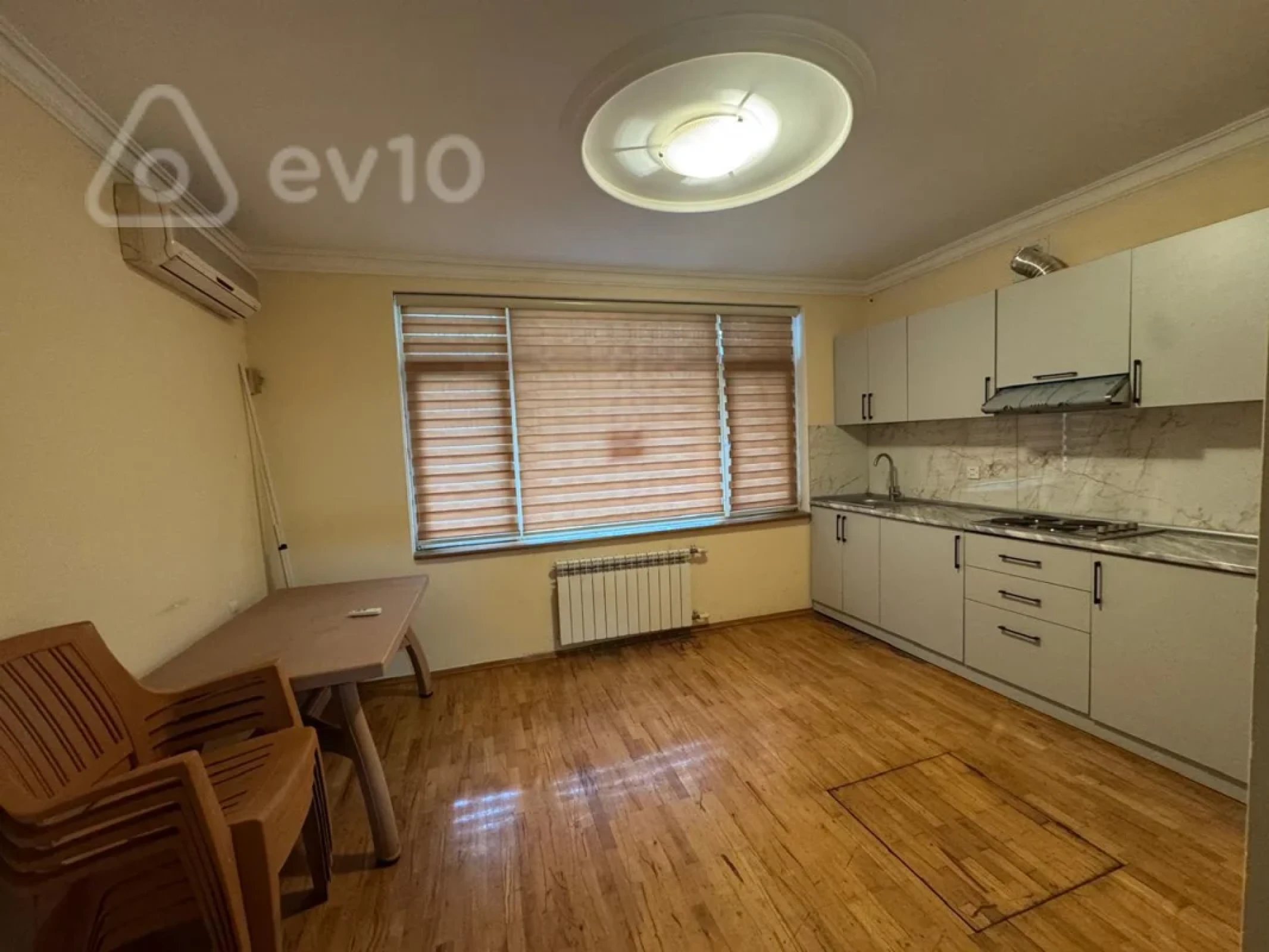 Kirayə verilir 3 otaqlı ofis 90 m²