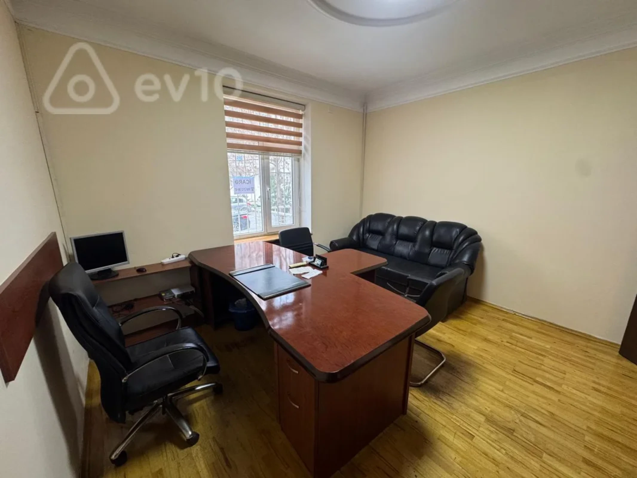 Kirayə verilir 3 otaqlı ofis 90 m²