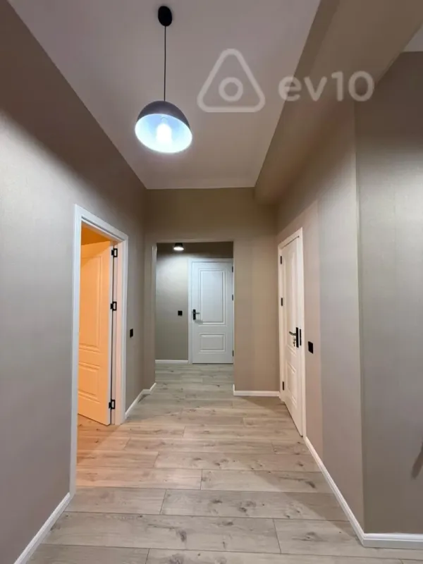 Satılır 3 otaqlı yeni tikili 95 m²