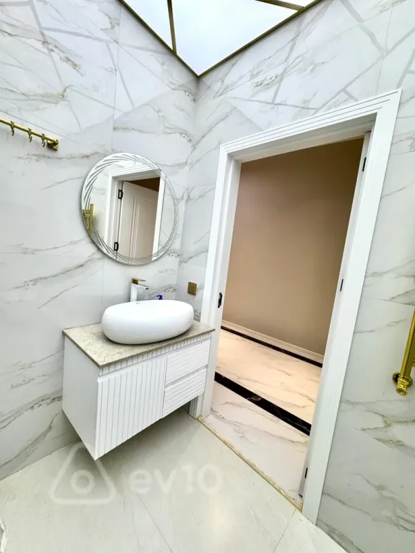 Kirayə verilir 3 otaqlı yeni tikili 75 m²