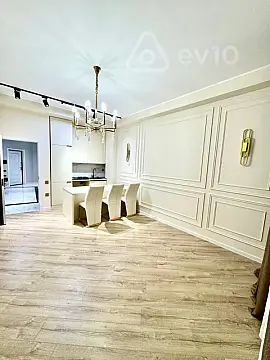 Kirayə verilir 3 otaqlı yeni tikili 75 m²