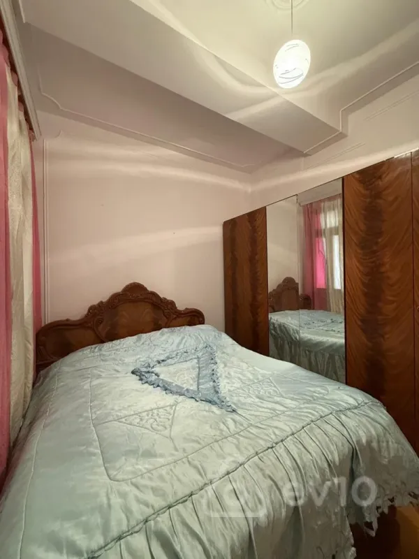 Kirayə verilir 4 otaqlı həyət evi 250 m²