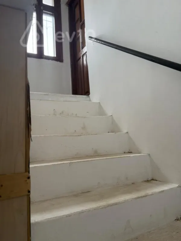 Kirayə verilir 4 otaqlı həyət evi 250 m²