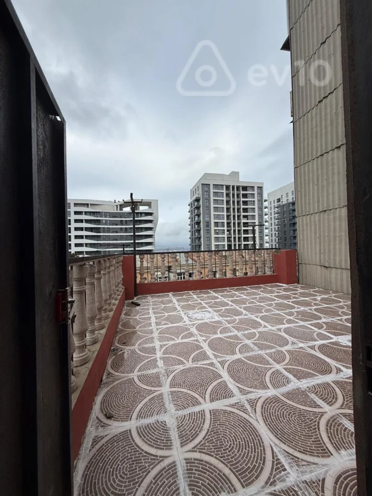 Kirayə verilir 4 otaqlı həyət evi 250 m²