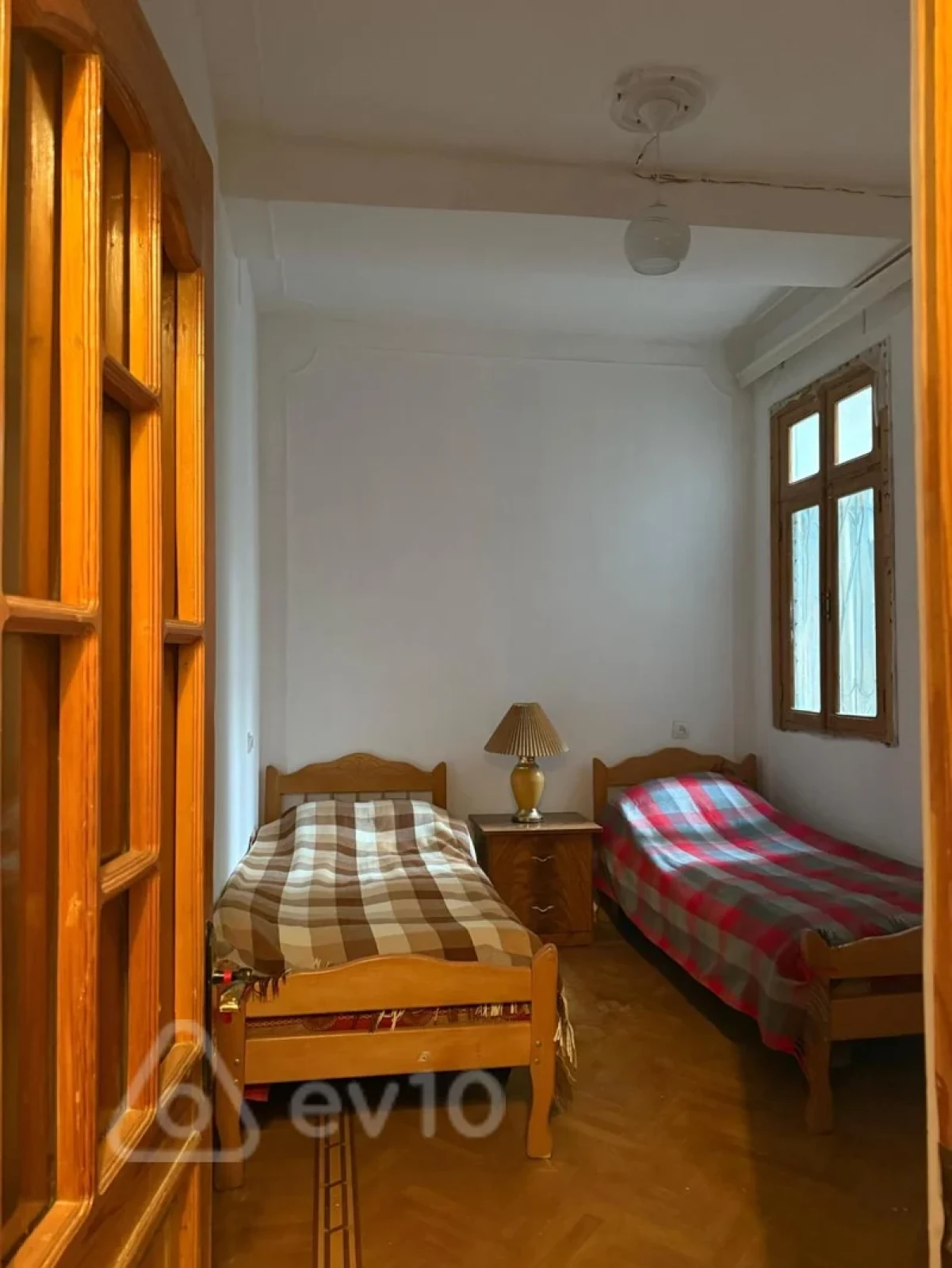 Kirayə verilir 4 otaqlı həyət evi 250 m²