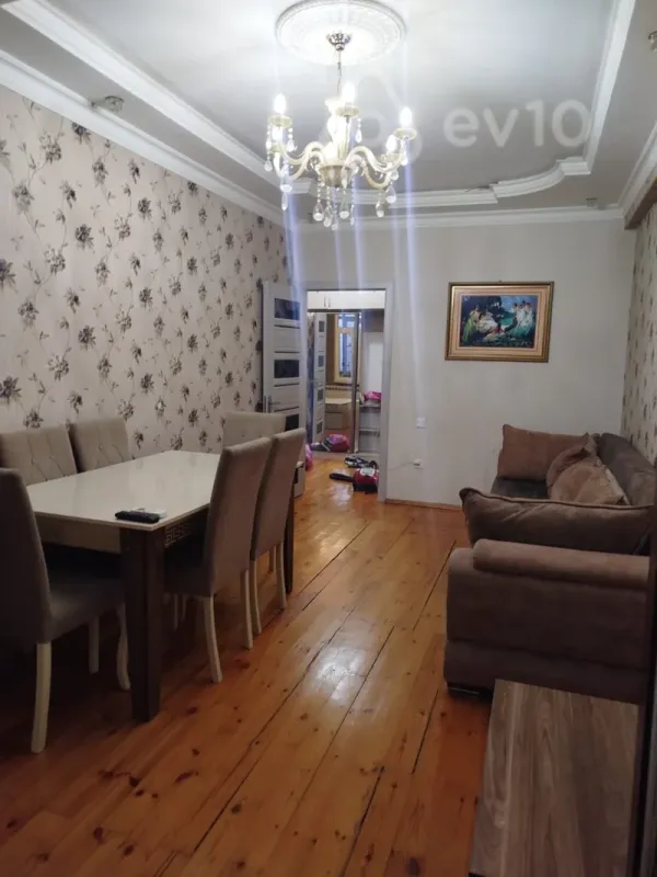 Kirayə verilir 2 otaqlı yeni tikili 70 m²