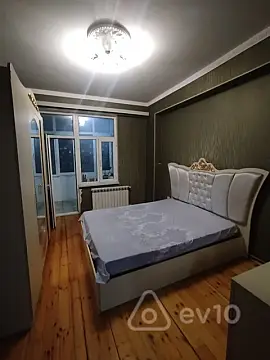 Kirayə verilir 2 otaqlı yeni tikili 70 m²