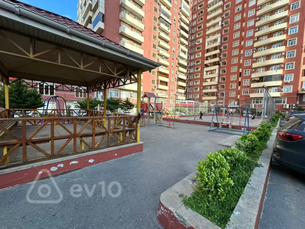 Satılır 3 otaqlı yeni tikili 68 m²