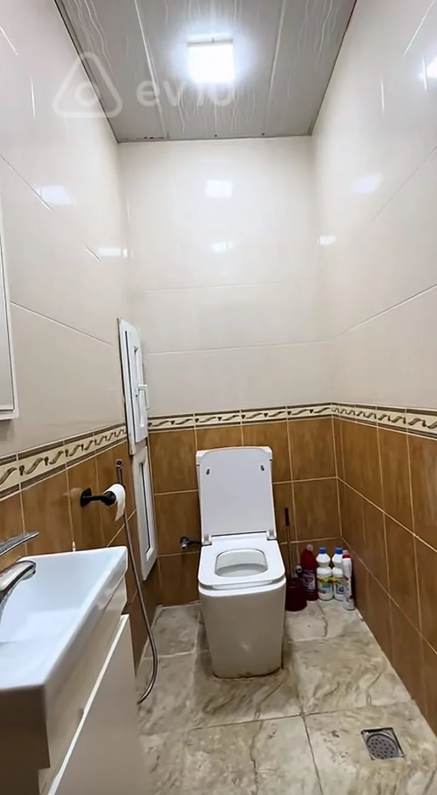 Satılır 3 otaqlı yeni tikili 115 m²