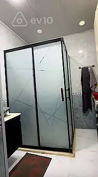 Satılır 3 otaqlı yeni tikili 115 m²