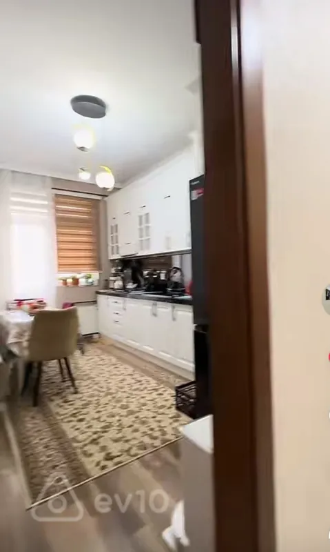 Satılır 3 otaqlı yeni tikili 115 m²