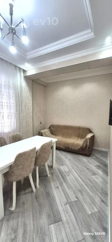Kirayə verilir 2 otaqlı yeni tikili 56 m²