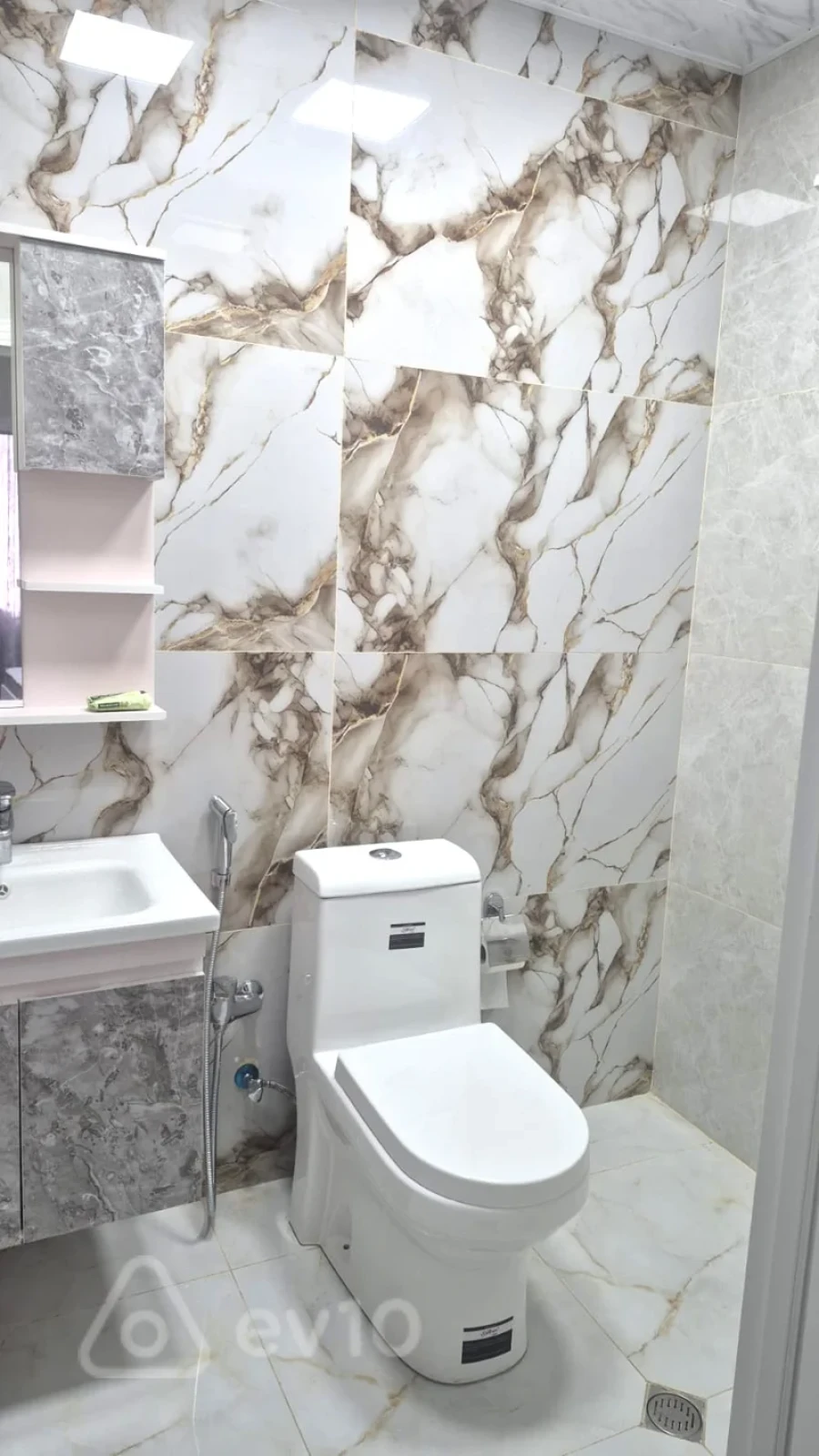 Kirayə verilir 2 otaqlı yeni tikili 56 m²