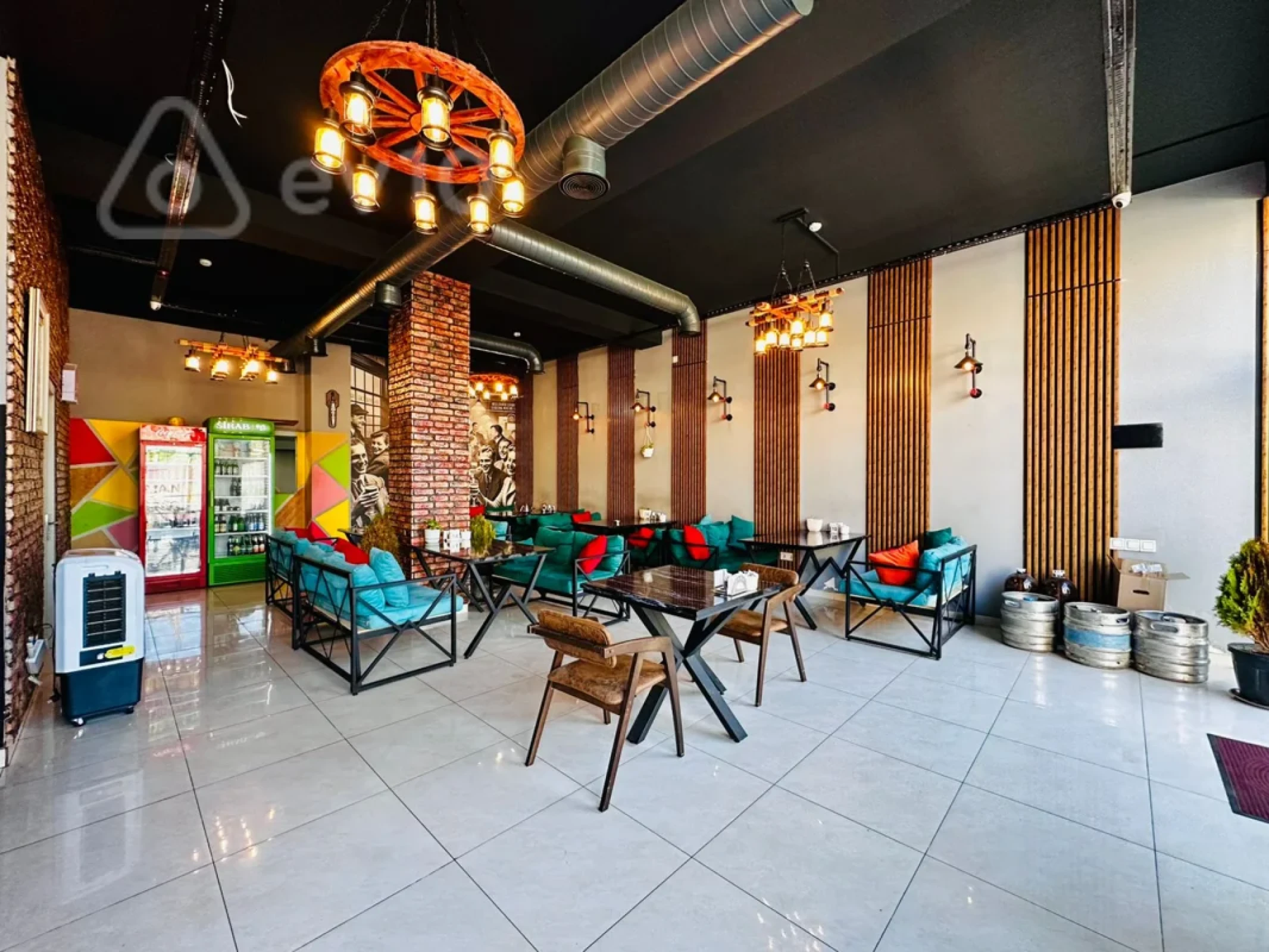 Satılır mənzil 280 m²