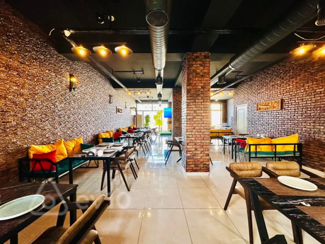 Satılır mənzil 280 m²