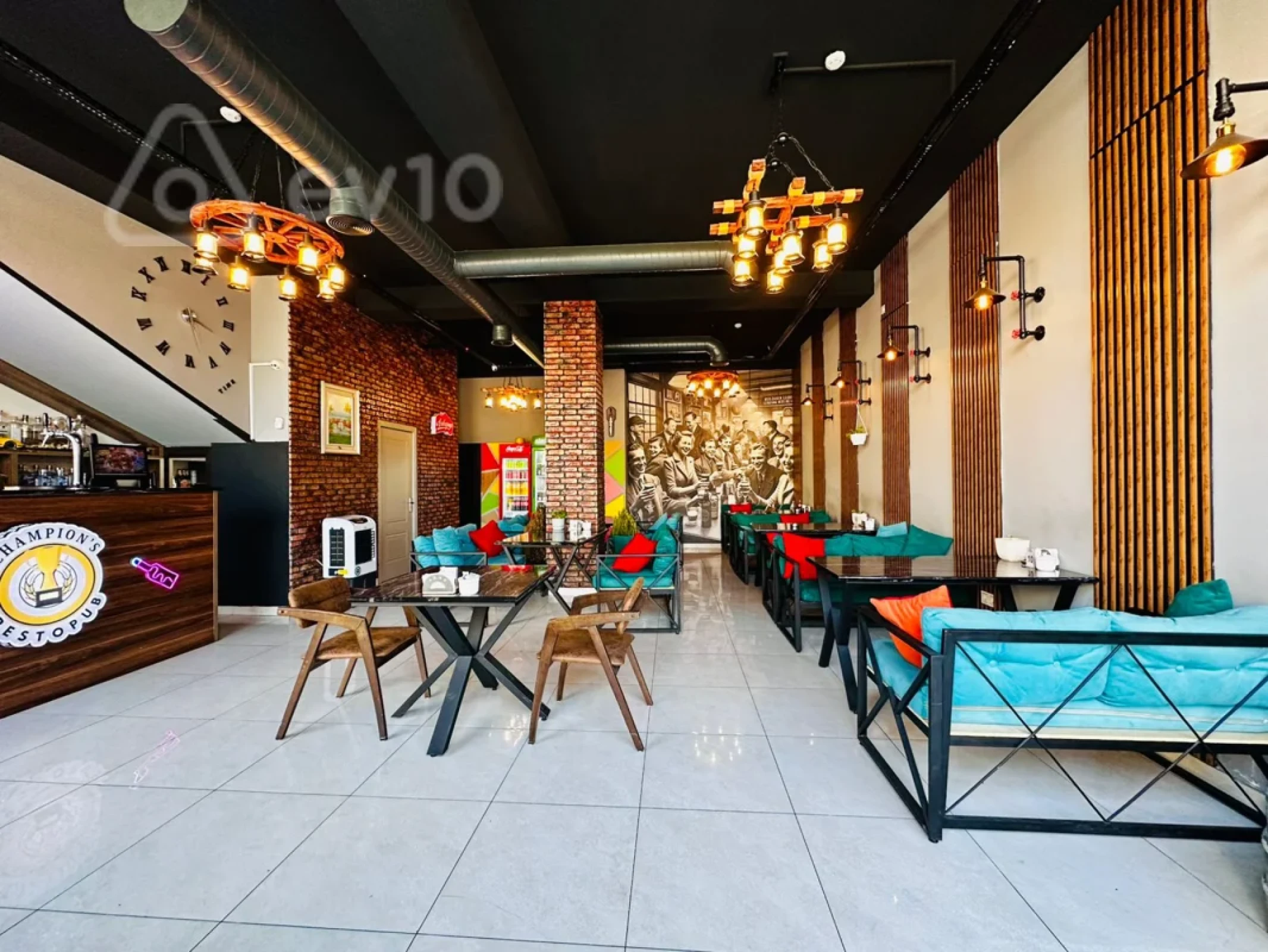 Satılır mənzil 280 m²