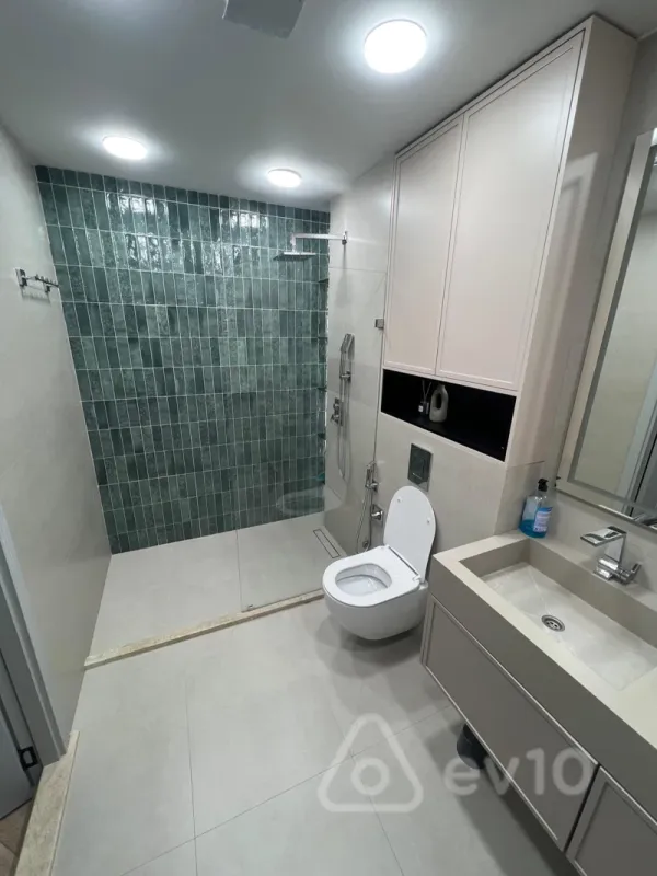 Kirayə verilir 2 otaqlı yeni tikili 85 m²