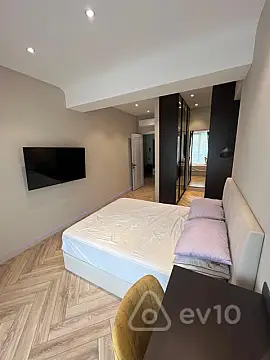 Kirayə verilir 2 otaqlı yeni tikili 85 m²
